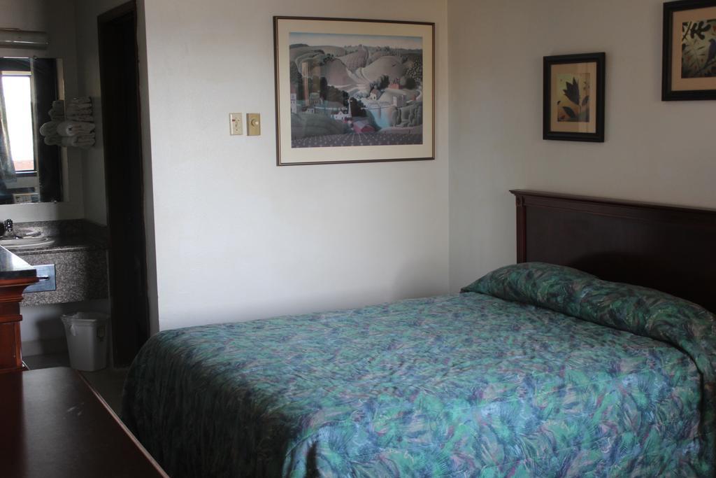 Kings Motor Inn Файф Номер фото
